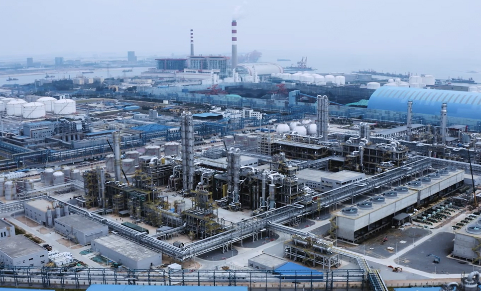 从数据孤岛到智能协同yl6809永利以工业AI赋能广西华谊打造千亿级石化产业标杆